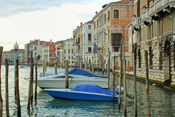 Fototapeta na wymiar Italy, Venice along the grand canal, Cannaregio area