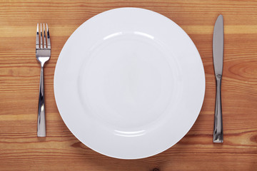 White plate setting