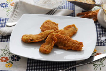 Anchoas fritas rellenas