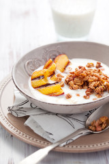 muesli,yogurt and grilled peaches