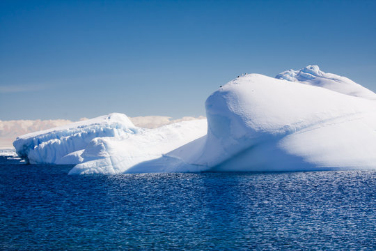 .Antarctic iceberg