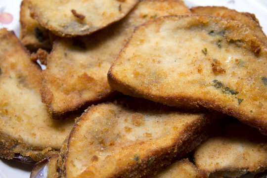 Melanzane impanate