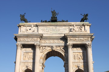 Fototapeta na wymiar Arch of Peace, Milan (Italy)