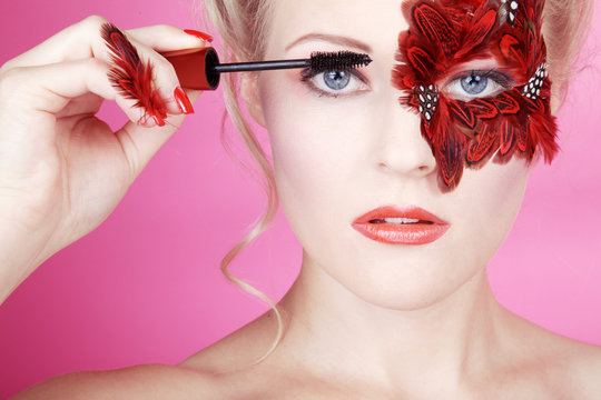 Model Gesicht Visagistik mit Mascara Wimpern Tuschen Poster Portr&auml;t