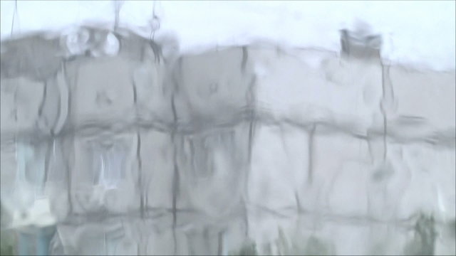 дождь за окном