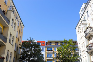 Naklejka premium Sanierte Altbauten