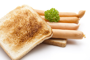 Frankfurter auf Toastbrot