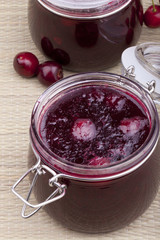 hausgemachte Kirschmarmelade