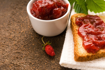 Wild strawberry jam with toast