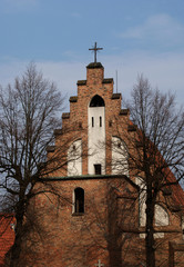 fasada gotyckiego kościoła