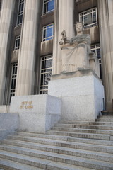 St. Louis Statue - Mel Carnahan Courthouse