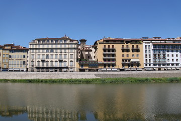 Fleuve Arno à Florence, Italie