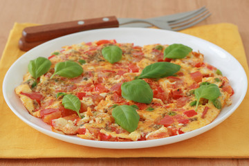 omelet with vegetables