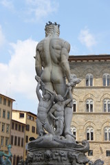 Fototapeta na wymiar Fontaine Neptune à Florence, Italie