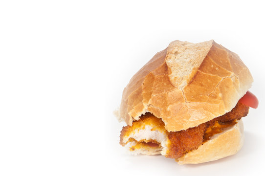 H&auml;hnchenschnitzelbr&ouml;tchen - Abgebissen