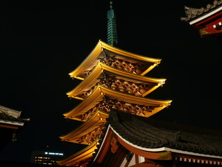 Fototapeta na wymiar five-story pagoda