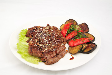 Beef baked with vegetables