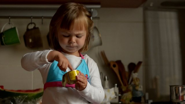b&eacute;b&eacute; manger p&acirc;t&eacute;