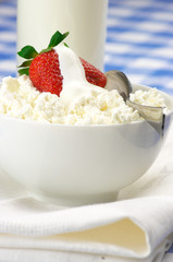 Cottage cheese with garnish