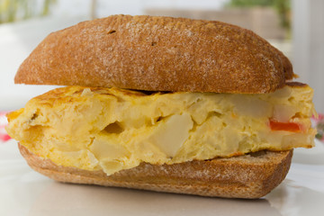 Bocadillo de tortilla de patatas