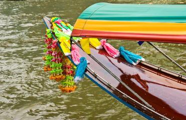 Fototapeta na wymiar Head of Long-tail river boat on the Chao Praya river in Bangkok,