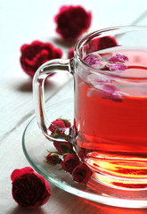 Herbata z dzikiej róży