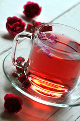 Herbata z dzikiej róży