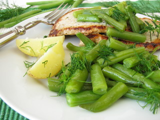 Steak mit grünen Bohnen