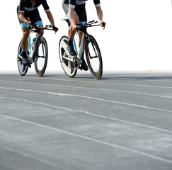 Ciclisti e strada