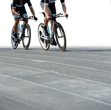 Ciclisti e strada