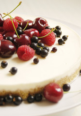 Cheesecake with berries