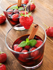 Wine with strawberries