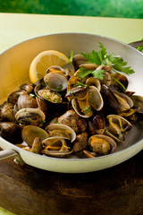 Pan with fresh Clams