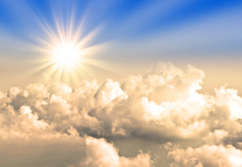 Soleil et nuages vus d'avion
