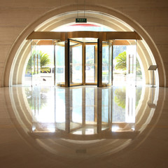 round door