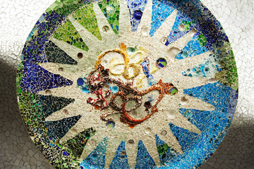 Naklejka premium Mosaic on ceiling of hypostyle room, Park Guell, Barcelona, Spai