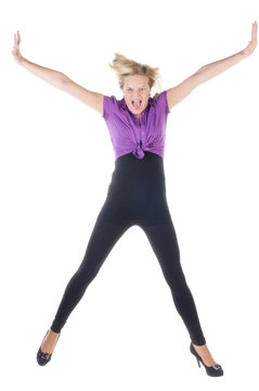 Sch&ouml;ne blone Frau macht Freudensprung