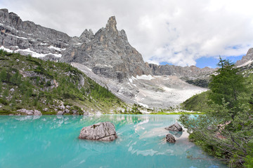 Lago di Sorapiss - Italian Alpine lake