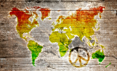 Holzschild - Rasta worldmap an peace symbol © styleuneed