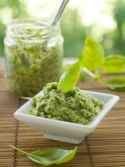 pesto