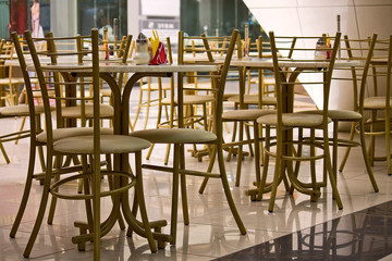 cafe in shopping mall