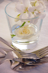 Besteck mit Blumen