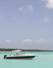 Fototapeta na wymiar boat on the dominican sea