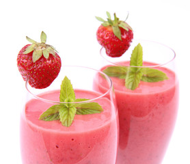 Strawberry shake in champagne glasses