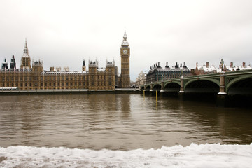 Fototapeta na wymiar Snow Covered Westminster