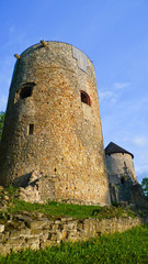 Fototapeta na wymiar Stary liwski zamek w Cesis, Łotwa