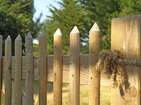 Barri&egrave;re de bois