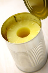canned pineapple