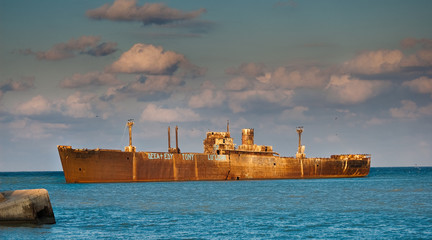 Ship wreck