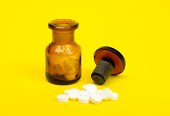 Apothekerflasche, Tabletten